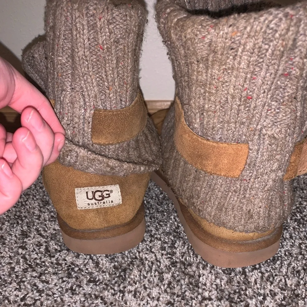 Brown Ugg Boots with Gray Knit Top - Picture 3 of 3